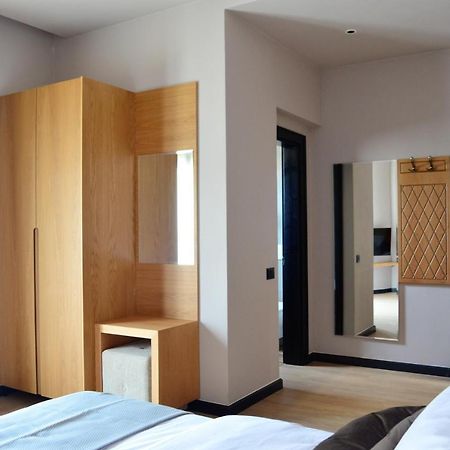 N'Peze Hotel Ljaknasi Esterno foto