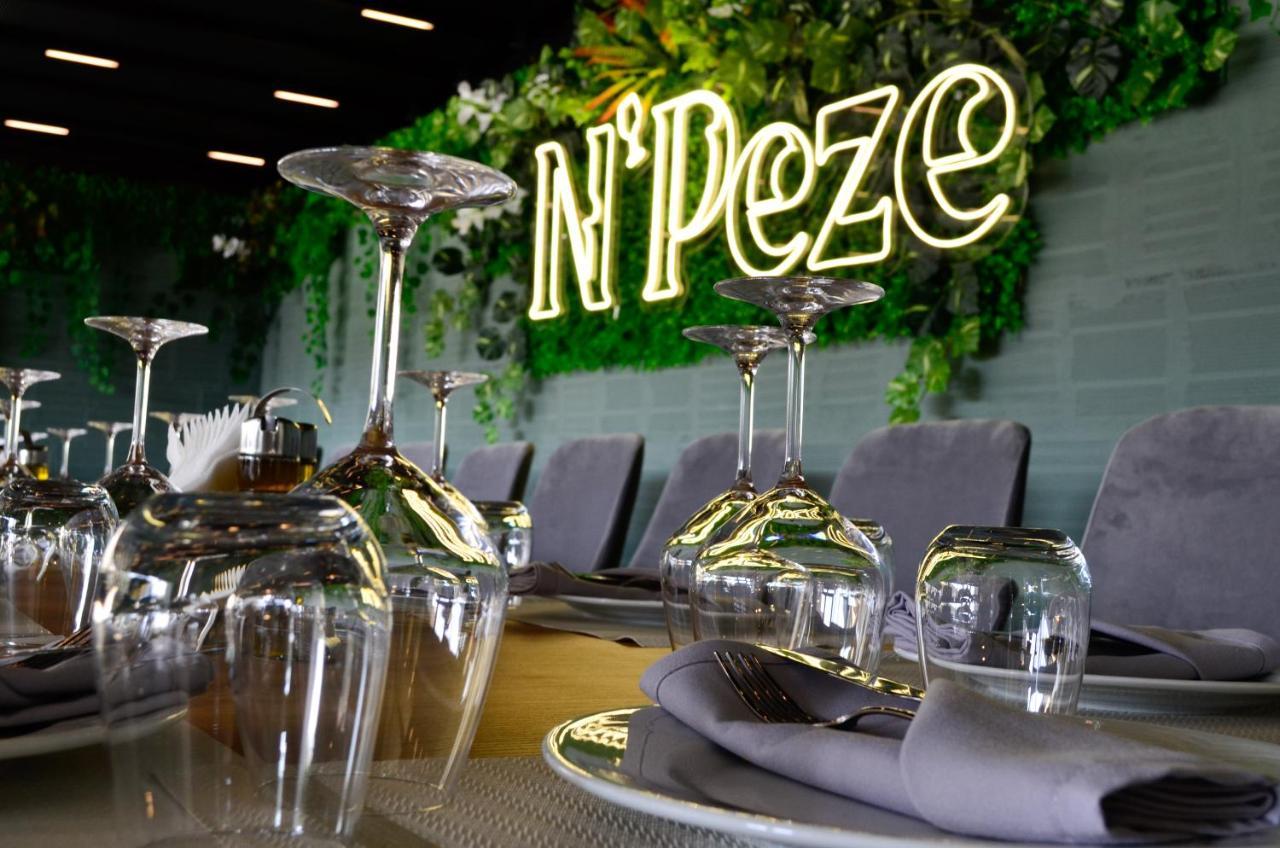 N'Peze Hotel Ljaknasi Esterno foto