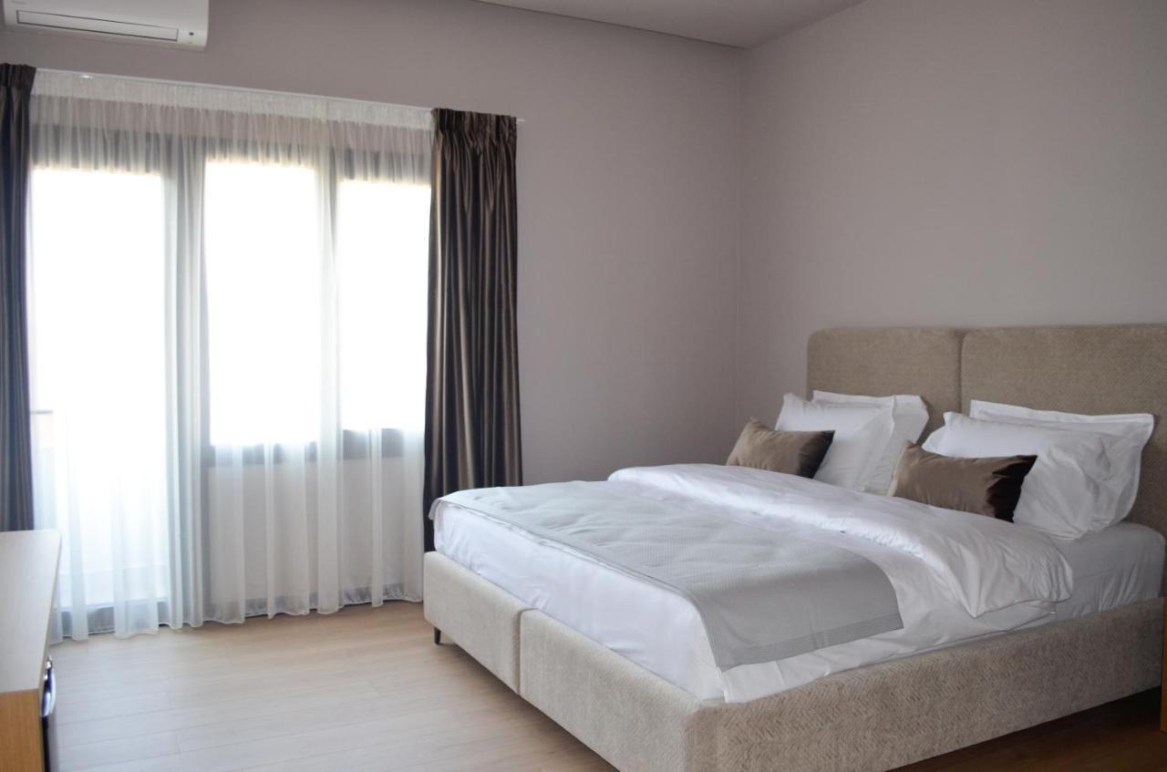 N'Peze Hotel Ljaknasi Esterno foto