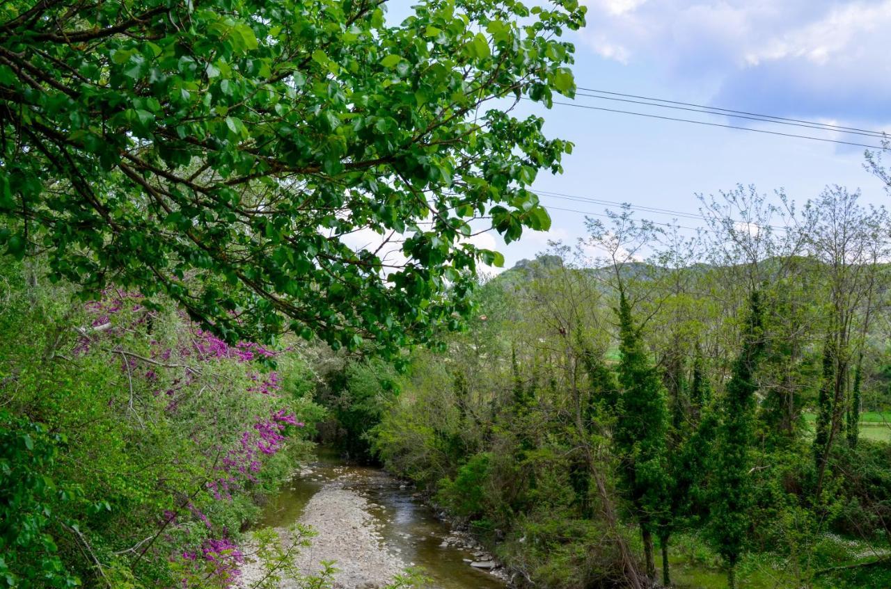 N'Peze Hotel Ljaknasi Esterno foto